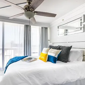  Apartment - Ocean Front Luxury Studio